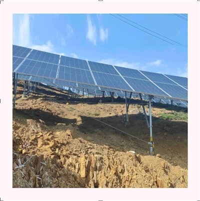 Care este impactul designului suportului solar asupra rezistenței vântului?